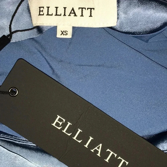 Elliatt Revolve Cassini One-Shoulder Satin Ruched Gown Dress Slit Blue Formal XS - Picture 8 of 9